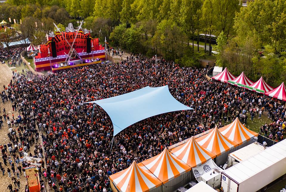 supersized kingsday best aquabest vlammen stampen verslag report