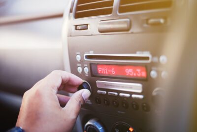 Moet er meer hardstyle gedraaid worden op de radio? Home Nieuws Huidig bericht 18/02/2025 Nieuws Radio nog steeds het grootste muziekplatform ter wereld